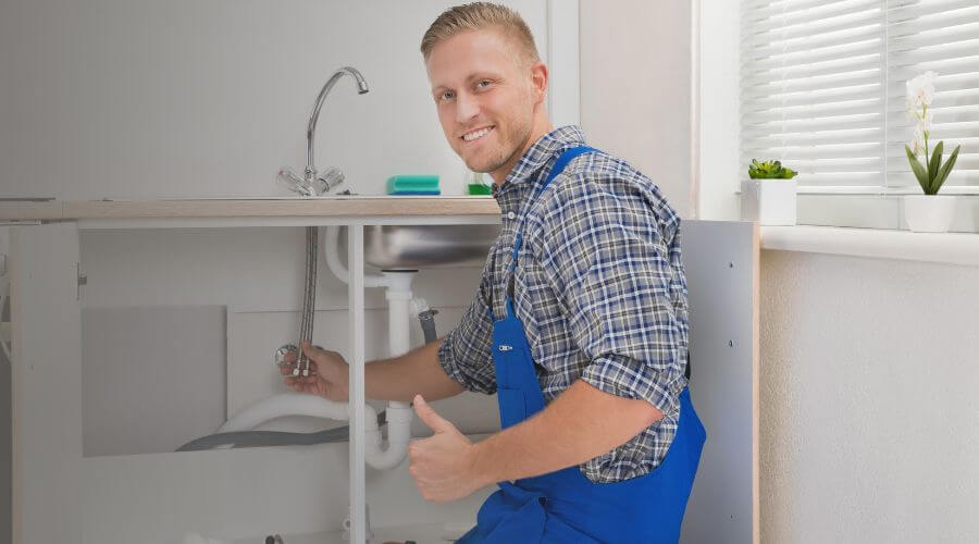 Local tankless water heater installation in Farina, IL